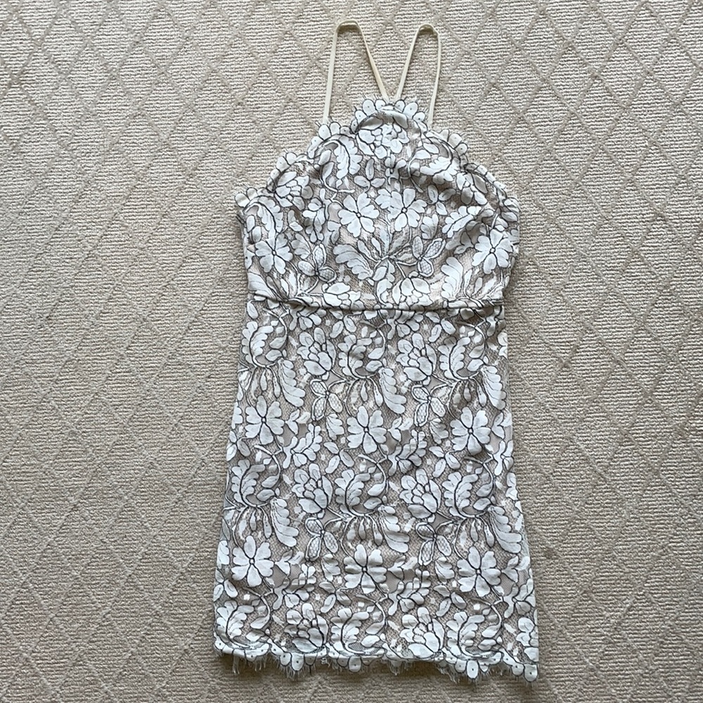 Beautiful lace overlay dress